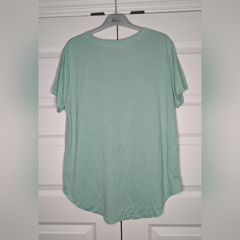 Junior Disney PixarBuzz Lightyear 3XL Mint T-Shirt Preowned High Low Hem - Picture 2 of 8